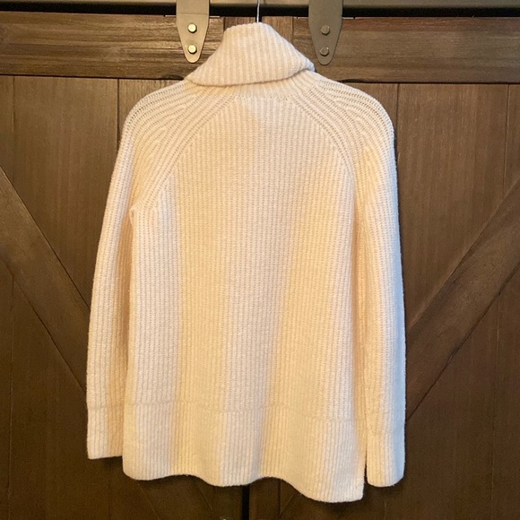 Madewell Mercer Turtleneck in Coziest Yarn - Picture 5 of 7